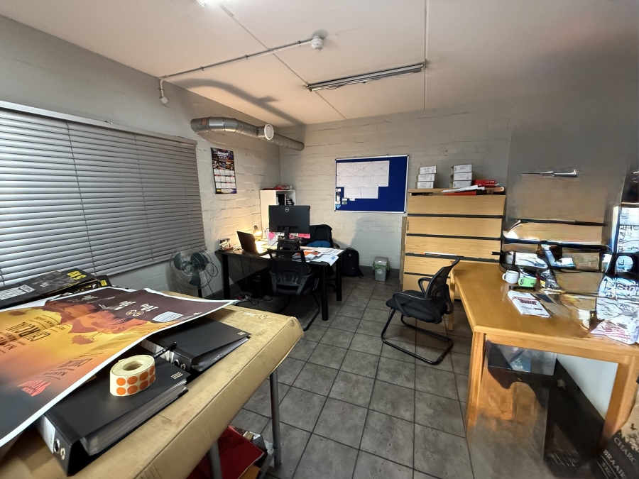 To Let commercial Property for Rent in Triangle Farm Western Cape